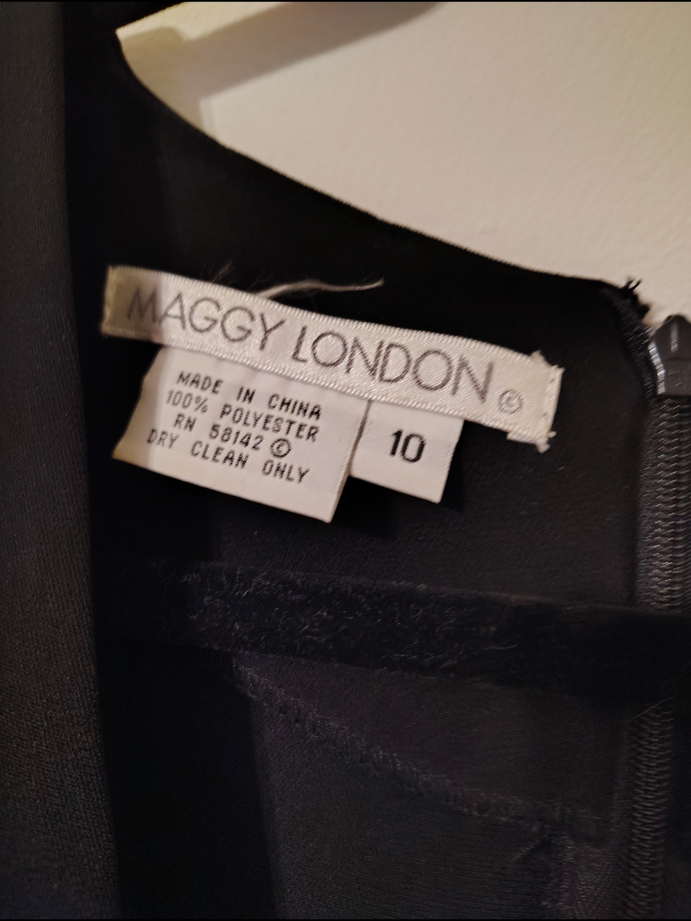 Black Wrap-Style Women's Dress - Unbranded - Picture 3 of 4